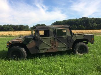 HMMWV / Hummer H1