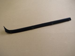 seal weatherstrip rear LH outside Chevy K30 crew cab