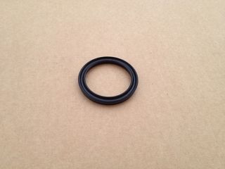 shaft seal spindle inside Chevy Blazer K5 M1009