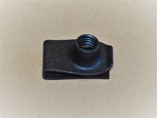 speed nut inner fender Chevy Pick Up Blazer