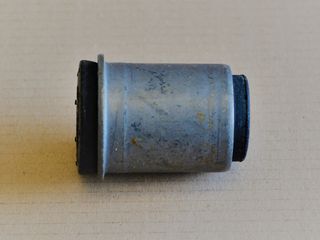 Querlenkerbuchse unten vorne Chevy Pick Up K3500