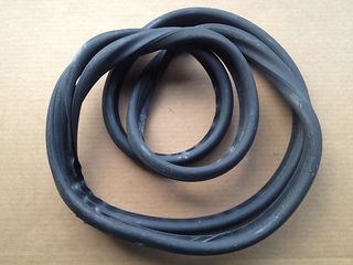 rubber seal window Ford Mutt M151